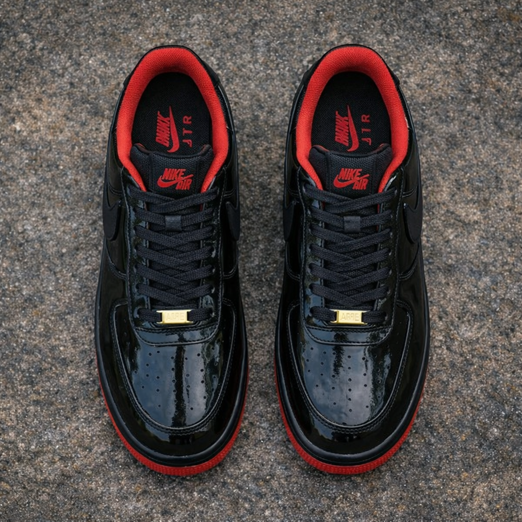 Air Force Negru Roșu